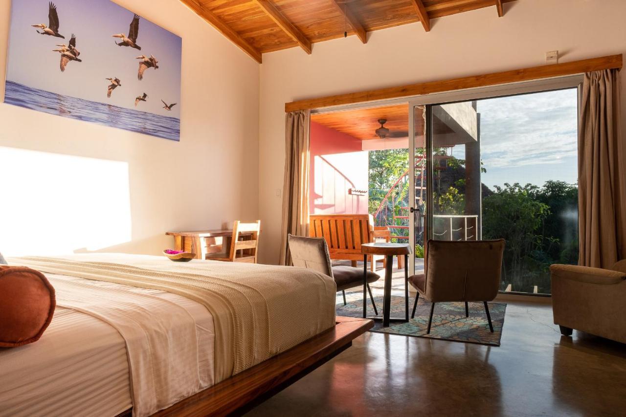 Iluminar Beachfront Suites Nosara Ngoại thất bức ảnh